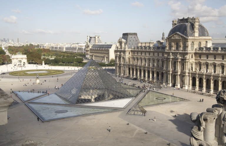 Louvre